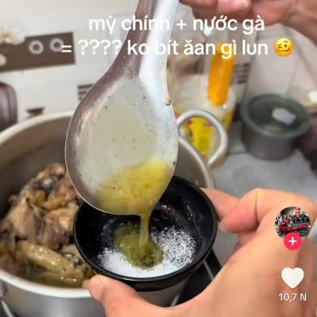 Chuyên gia lý giải hiện tượng 'mì chính trộn với nước xáo gà tạo keo sợi'
