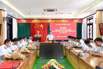 Vùng Cảnh sát biển 2 trao quyết định bổ nhiệm nhân sự