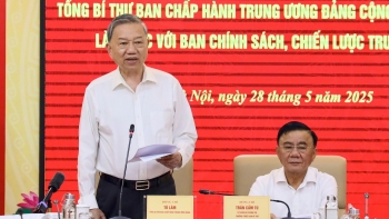 Tổng Bí thư Tô Lâm: Mở rộng nhập khẩu, xóa bỏ thế độc quyền Nhà nước về vàng miếng