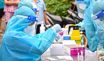 TP. Hổ Chí Minh: Số ca nhiễm Covid-19 tăng cao do biến thể mới
