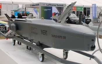 Lưới phòng không của Nga có đủ ngăn chặn tên lửa hành trình Taurus?