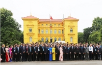 Cán bộ, đảng viên và công nhân Tập đoàn TKV báo công dâng Bác