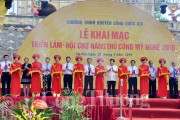 Tưng bừng khai mạc Triển lãm - Hội chợ hàng thủ công mỹ nghệ