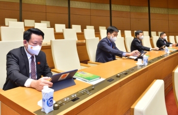 Quốc hội thông qua 