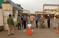 Giám sát chặt sức khỏe những người lưu chuyển qua Hàn Quốc, Nhật Bản