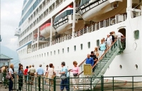 Nhiều loại hình du lịch mới hút khách quốc tế đến với Thừa Thiên - Huế