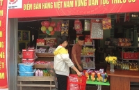 Chuẩn bị hàng tết phục vụ đồng bào miền núi: Hàng Việt chiếm ưu thế