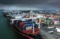 Tổng thống Trump tuyên bố áp lại thuế nhôm, thép đối với một số nước và nguy cơ các thương chiến mới