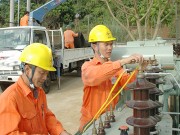 Tập đoàn điện lực Việt Nam: Chuẩn bị tốt nguồn điện cho mùa khô 2015