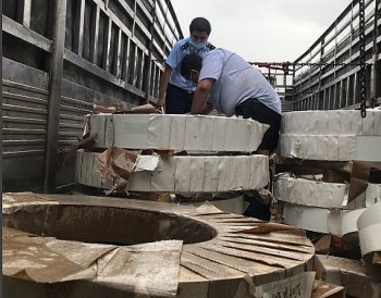 Long An: Tạm giữ 25 tấn kim loại có dấu hiệu vi phạm