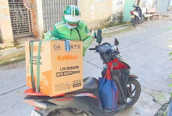 TP. Hồ Chí Minh: Mỗi shipper vận chuyển hàng hoá thiết yếu chỉ được hoạt động trên một địa bàn
