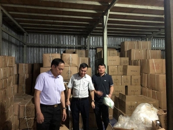 TP. Hồ Chí Minh: Tăng cường lực lượng tấn công hàng lậu, hàng giả