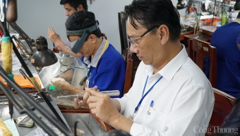 Nghệ nhân Nguyễn Duy Hưng: Mỗi sản phẩm kim hoàn là một tác phẩm nghệ thuật