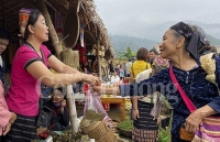 Nét đặc trưng văn hóa tại chợ phiên Mường Quạ