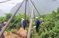 PC Quảng Bình trắng đêm ứng phó sự cố điện trong mưa lũ