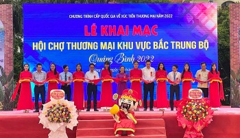 Khai mạc Hội chợ Thương mại khu vực Bắc Trung Bộ - Quảng Bình 2022