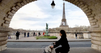 Các quốc gia EU phân luồng nhập cảnh để dỡ bỏ hạn chế đi lại trước mùa hè