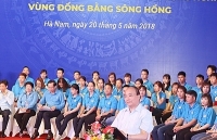 Thủ tướng tiếp tục lắng nghe và sẻ chia với công nhân lao động