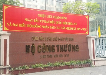 Không khí rộn ràng, phấn khởi trước ngày bầu cử