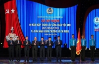 Công đoàn Việt Nam: 90 năm vinh quang đồng hành cùng đất  nước