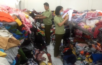 Quảng Ninh: Phát hiện kho hàng chứa sản phẩm nhái trị giá 180 triệu đồng