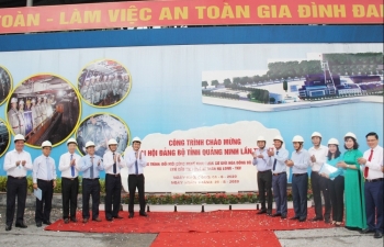 Quảng Ninh đặt mục tiêu trở thành tỉnh dịch vụ, công nghiệp hiện đại