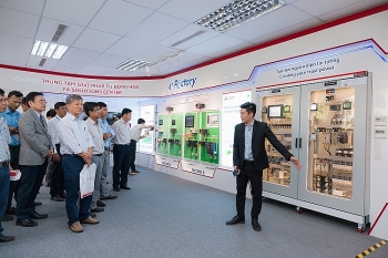 Trung tâm giải pháp tự động hóa: Hiện thực hóa nhà máy thông minh
