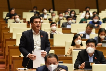 Bộ Công Thương đang khẩn trương hoàn thiện khung giá điện gió, điện mặt trời