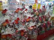 Hàng Việt chiếm ưu thế trong giỏ quà Tết