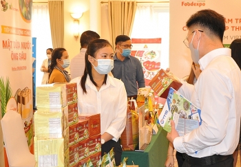 Tiêu dùng tại nhà sẽ thúc đẩy doanh số ngành hàng tiêu dùng nhanh trong dịp Tết cổ truyền 2021