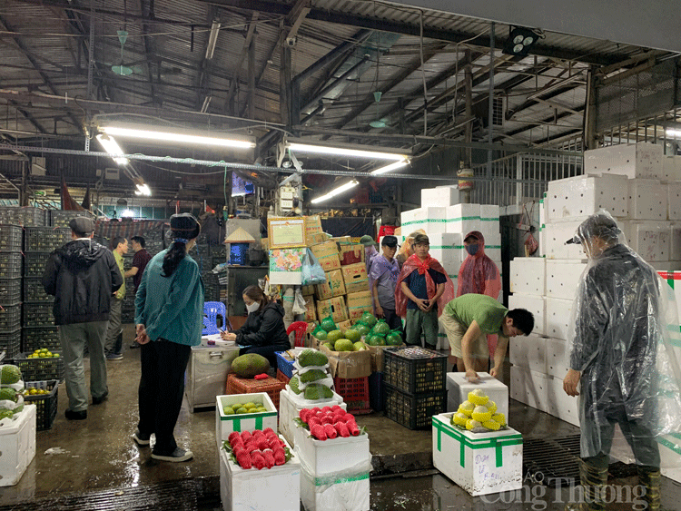 Sức mua chậm tại các chợ đầu mối sau thời gian giãn cách xã hội