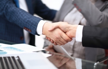 Giao dịch với “bạn hàng” quốc tế: Doanh nghiệp chủ động xác minh đối tác, giảm rủi ro