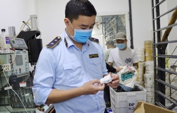 Lực lượng quản lý thị trường chủ động đấu tranh, nhận diện, xử lý hàng lậu, hàng giả