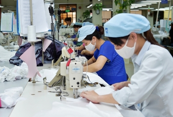 Ngành Dệt may: Luôn đặt an toàn phòng dịch lên hàng đầu