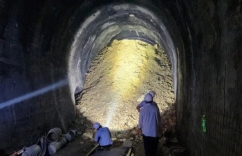 Huy động tối đa nguồn lực khắc phục sự cố sạt lở hầm Bãi Gió