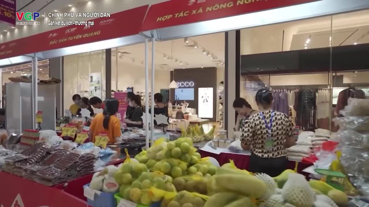 Gắn kết du lịch - thương mại: Kênh hiệu quả thúc đẩy tiêu thụ nông sản địa phương