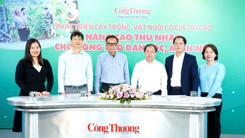 Phát triển cây trồng, vật nuôi giá trị cao - Phần II