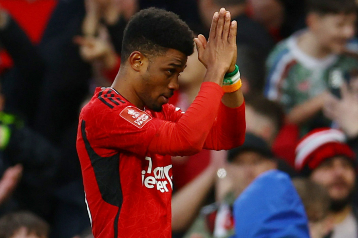 Amad Diallo tỏa sáng, MU thắng kịch tính trước Liverpool