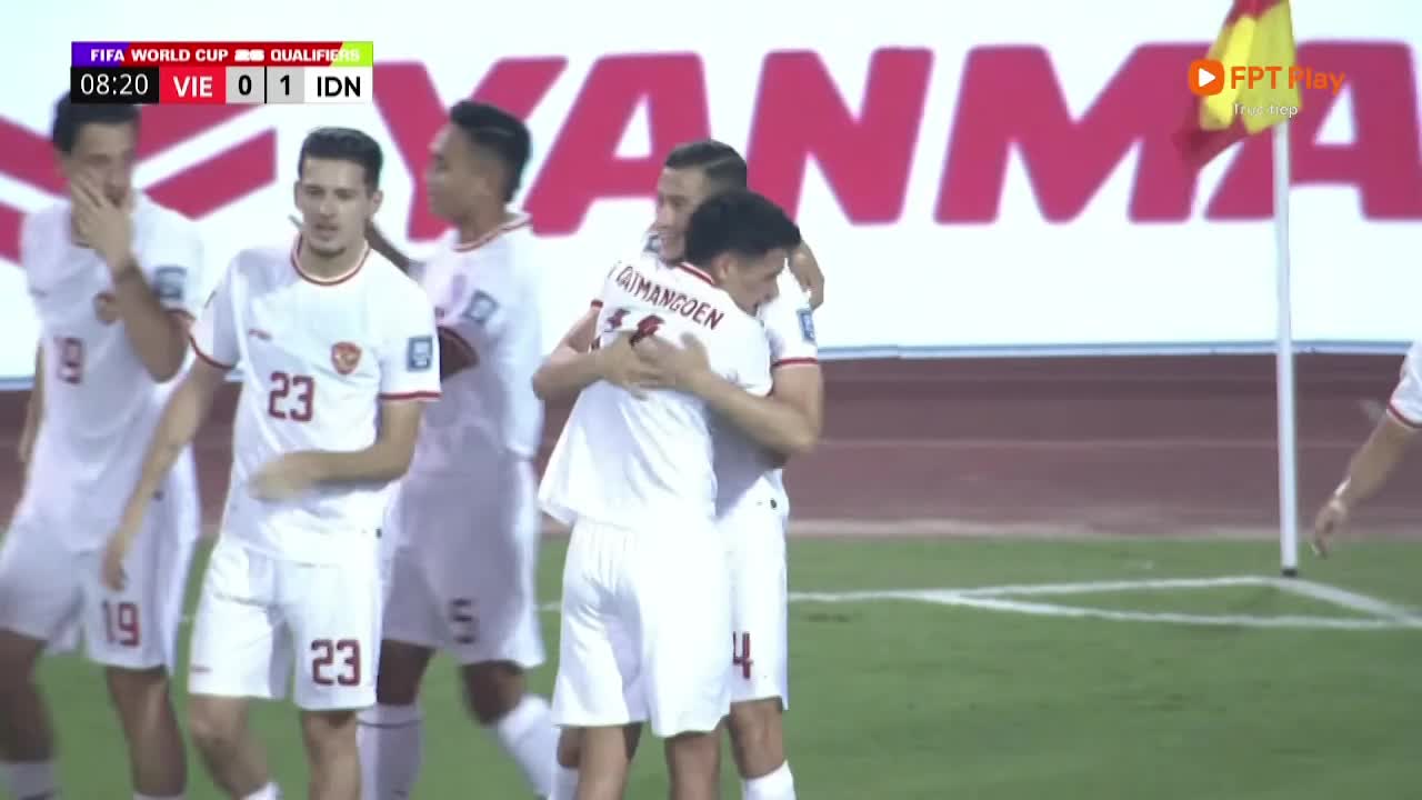 Indonesia ghi bàn mở tỷ số trên sân Mỹ Đình