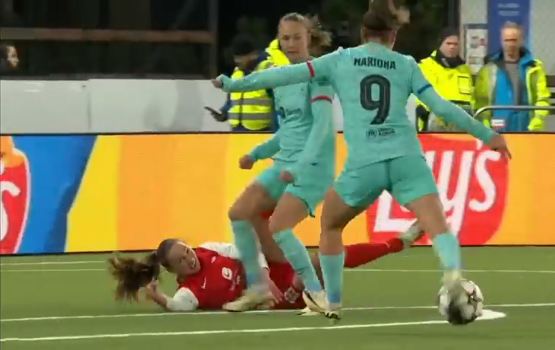 Barcelona thắng kịch tính Brann