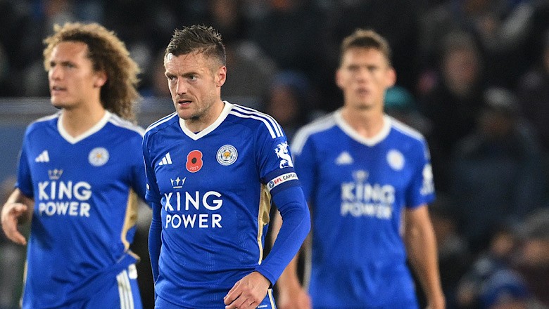 Leicester mất ngôi đầu Championship