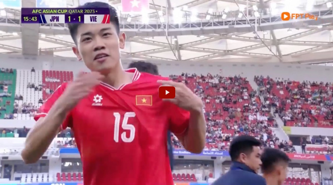 Màn trình diễn của Đình Bắc trong trận đấu với đội tuyển Nhật Bản