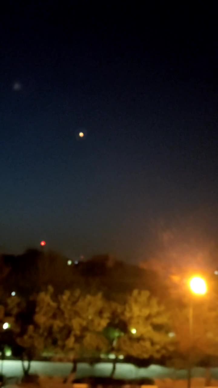 Iran đánh chặn không kích của Israel tại thành phố Isfahan