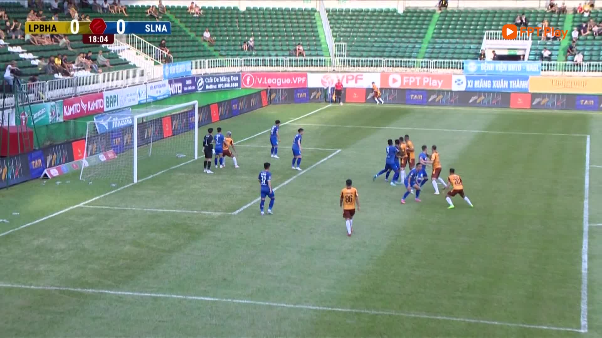 Thể Công Viettel đánh bại Hà Nội FC với tỷ số 2:0