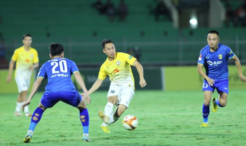 Kết quả Bình Định vs SLNA (1-2)