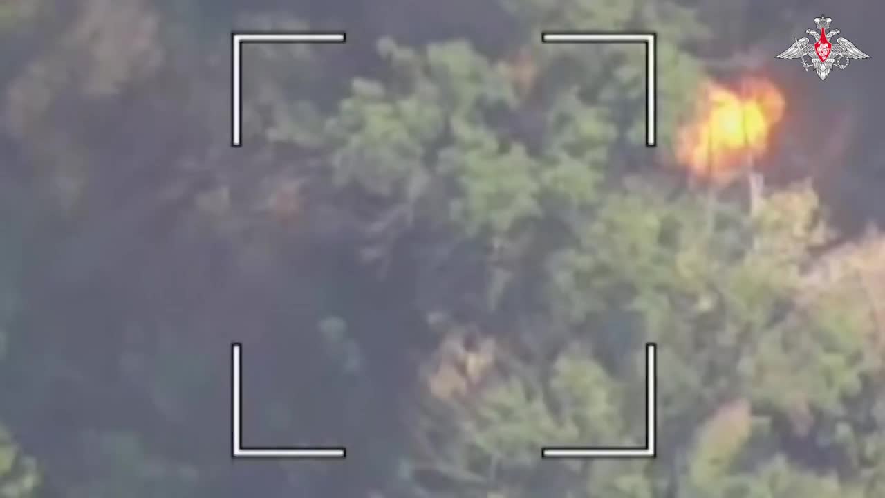 Nga tập kích vị trí đặt pháo tự hành AS-90 của Ukraine