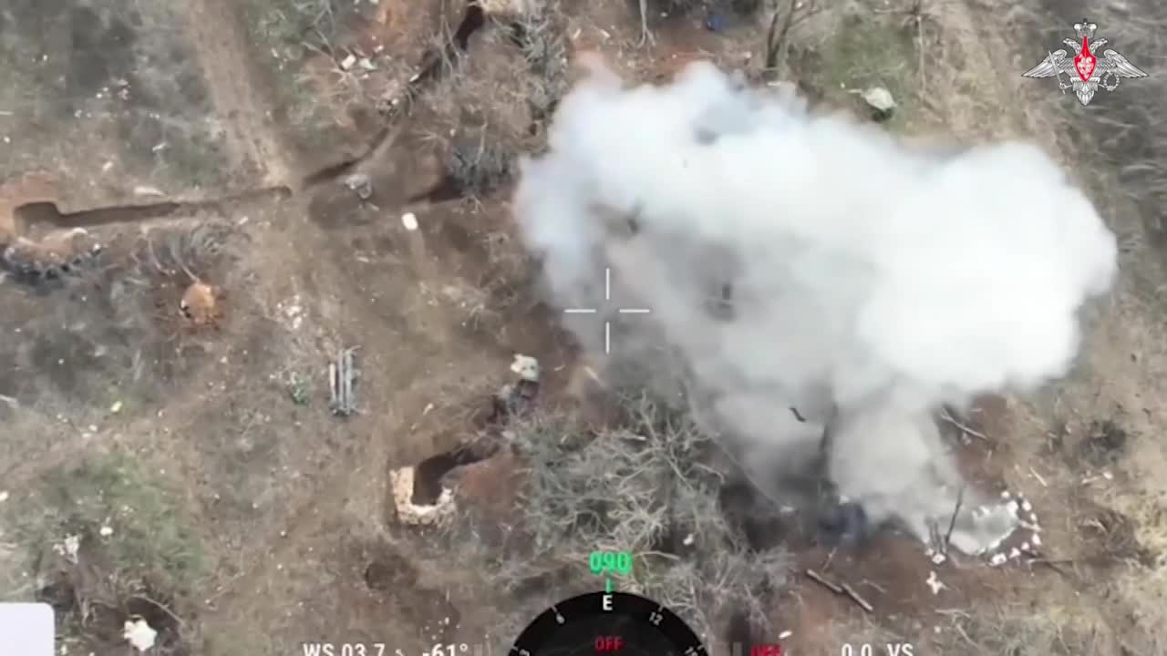 Video Nga dùng UAV phá hủy chiến hào của Ukraine