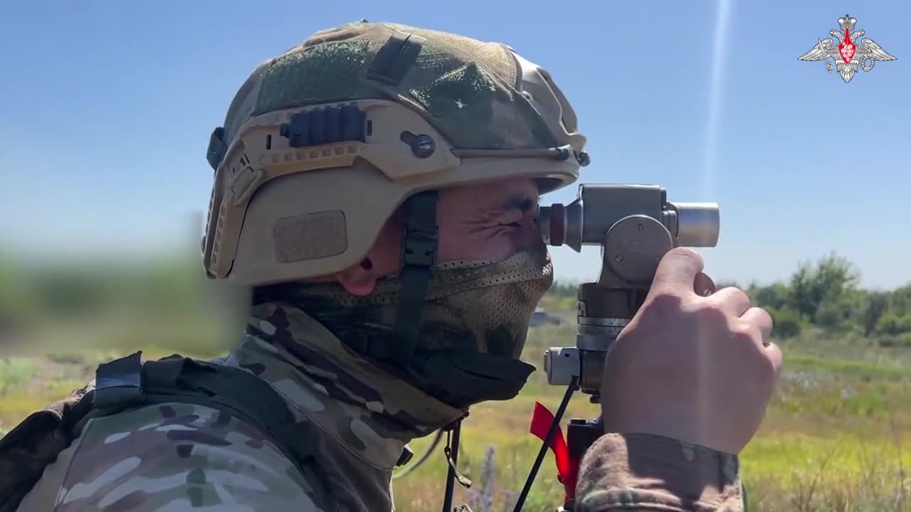 Pháo binh Nga 'trút lửa' vào quân đội Ukraine ở hướng Avdiivka