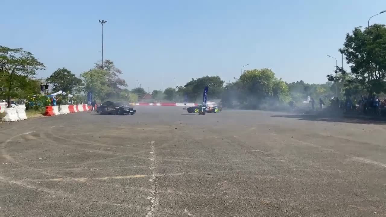 Màn drift của những tay đua điêu luyện tại PVOIL VGC 2024