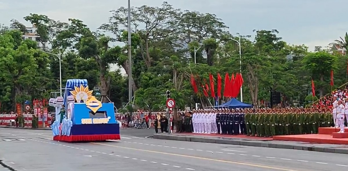 Xe Mô hình Công ty Cổ phần tập đoàn Mặt Trời (Sun group)